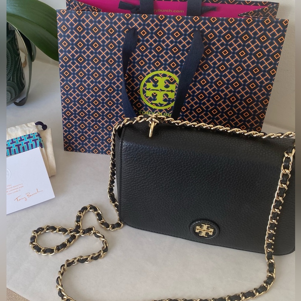 SOLD - Tory Burch crossbody bag